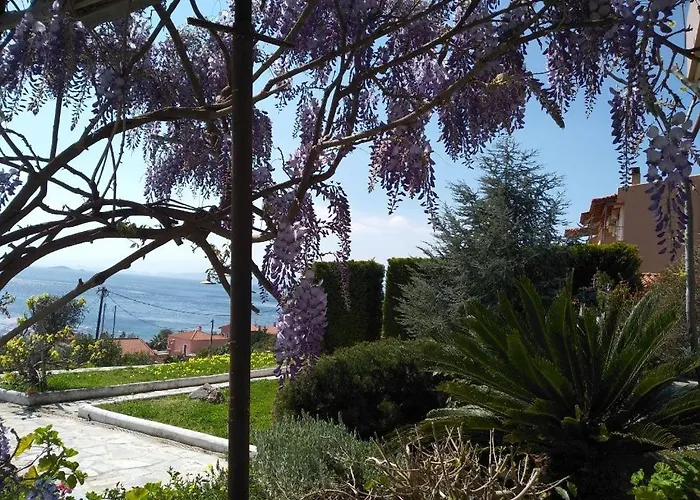 Blue Horizon Retreat